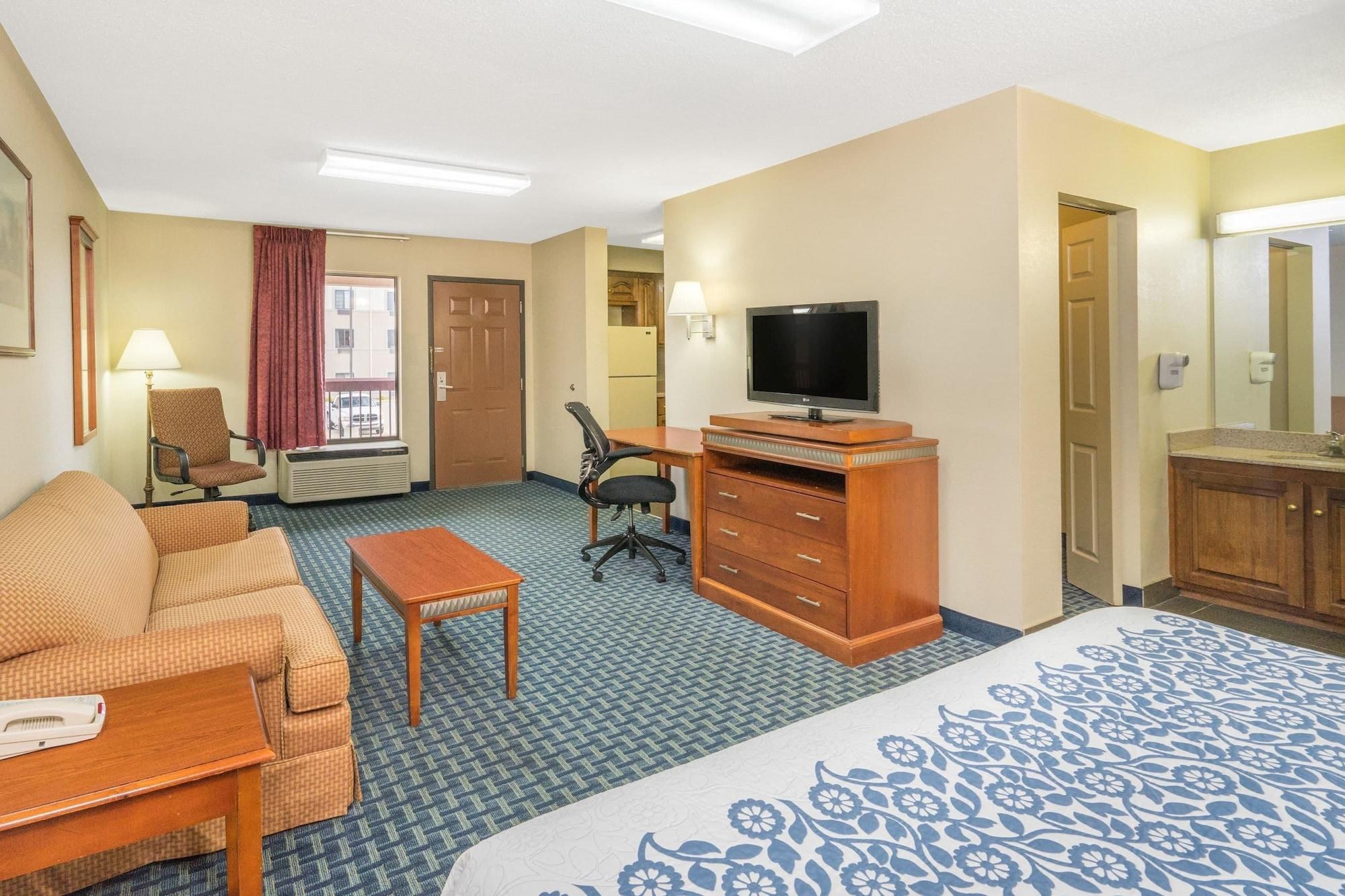 Days Inn By Wyndham Oak Grove/Ft. Campbell Exterior foto