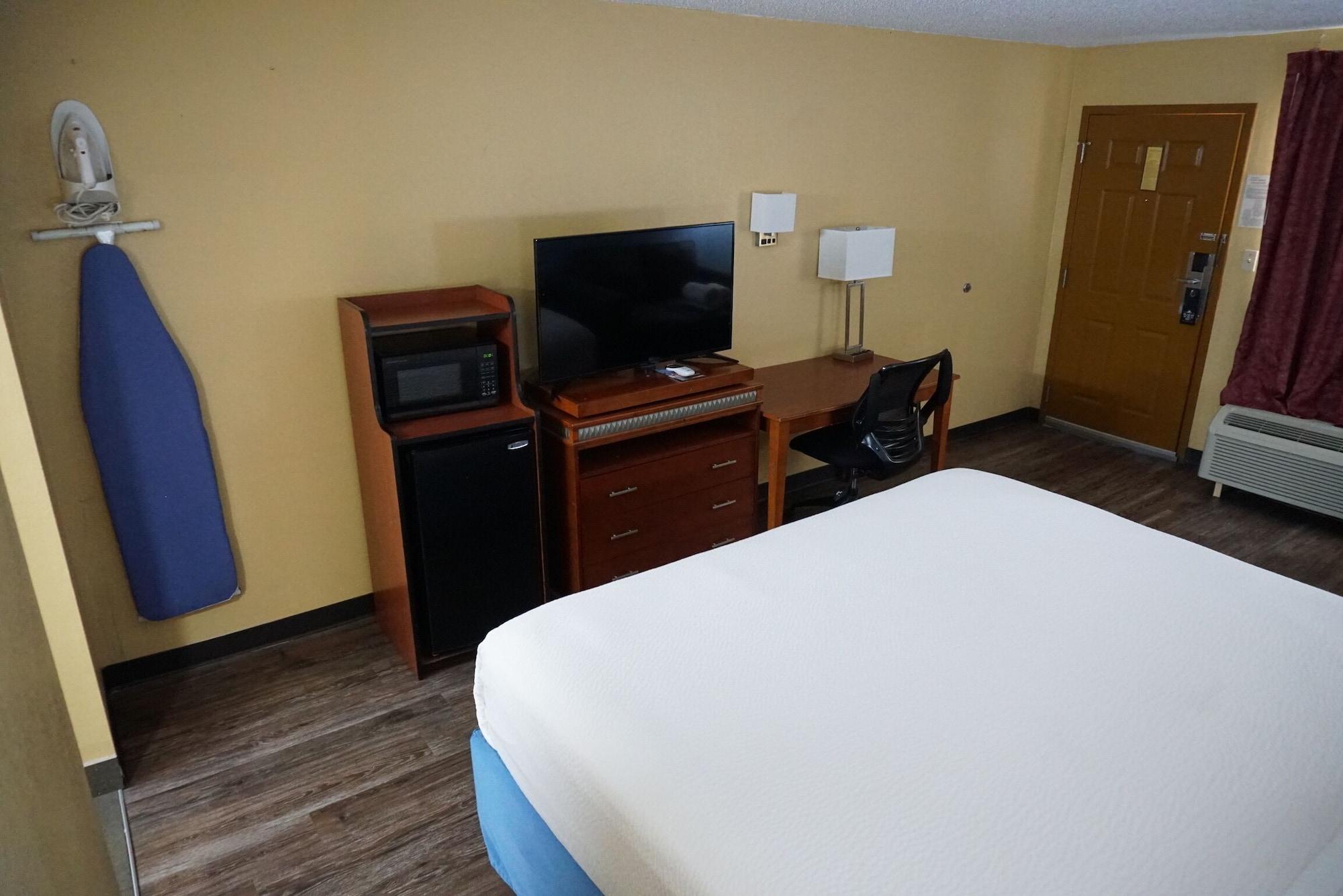 Days Inn By Wyndham Oak Grove/Ft. Campbell Exterior foto