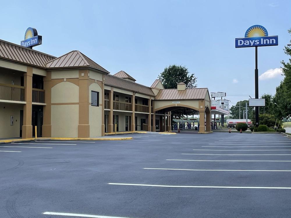 Days Inn By Wyndham Oak Grove/Ft. Campbell Exterior foto